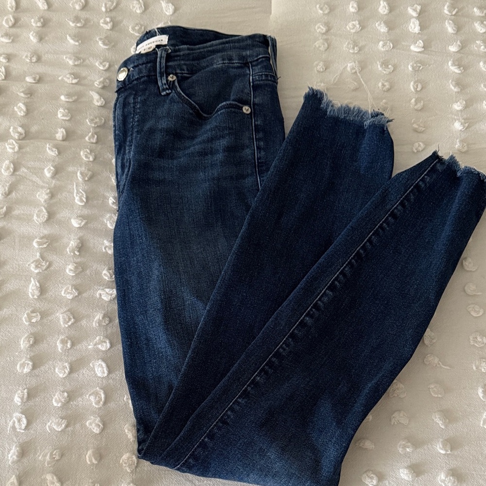 Good American Dark Blue Frayed Hem Women Jeans